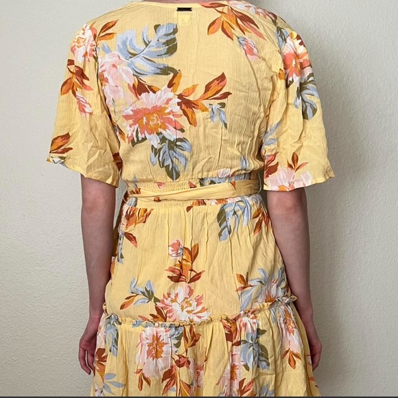 BILLABONG DRESS - Picture 3 of 6